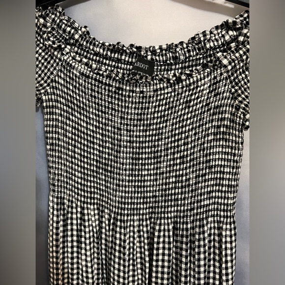 The Cindy Dress by Bardot off the shoulder styling, a fitted shirred top sz 8 - Picture 5 of 11